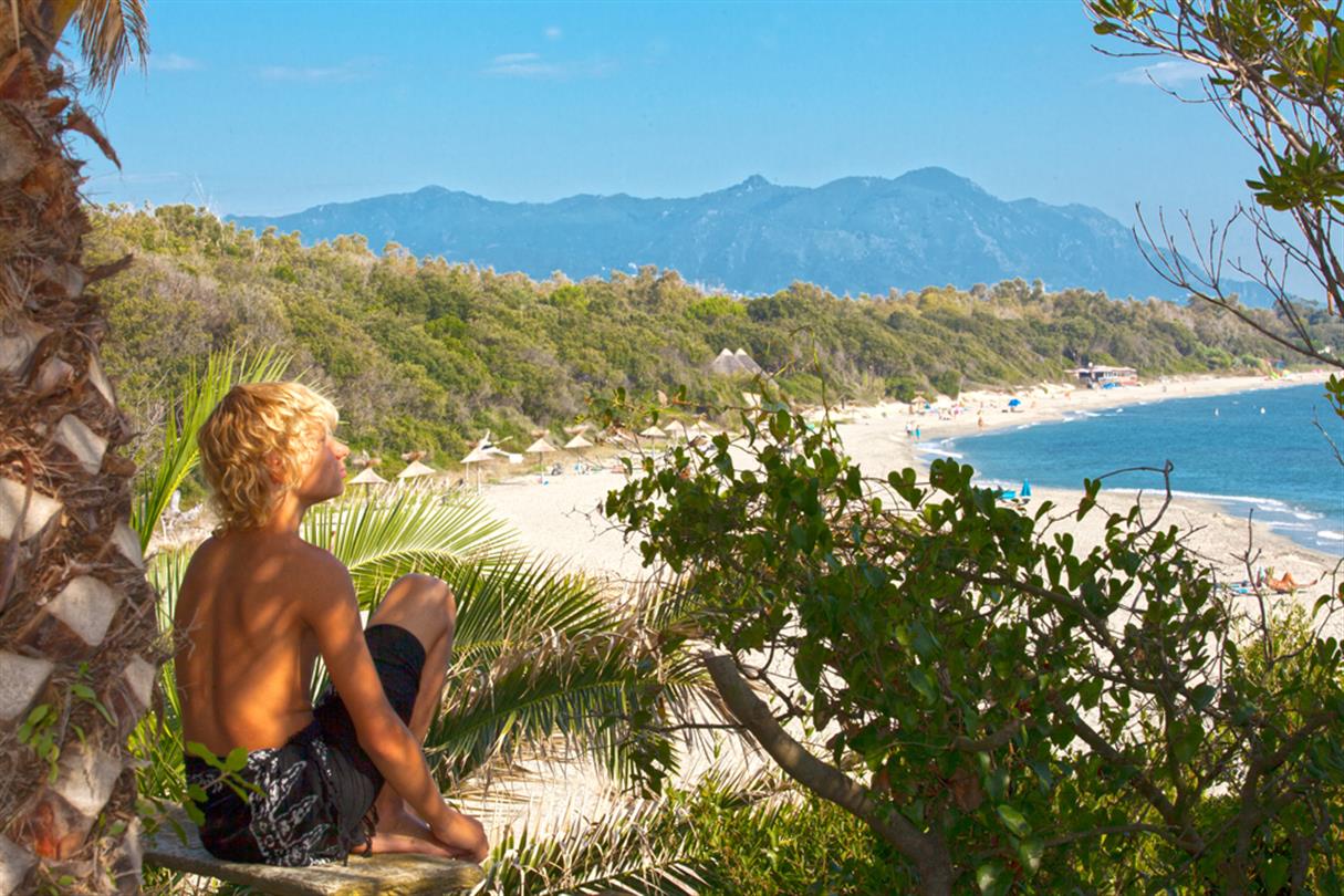 Korsischer FKK-Strand des Feriendorfes, einer der größten FKK-Strände Frankreichs - Domaine de Bagheera 