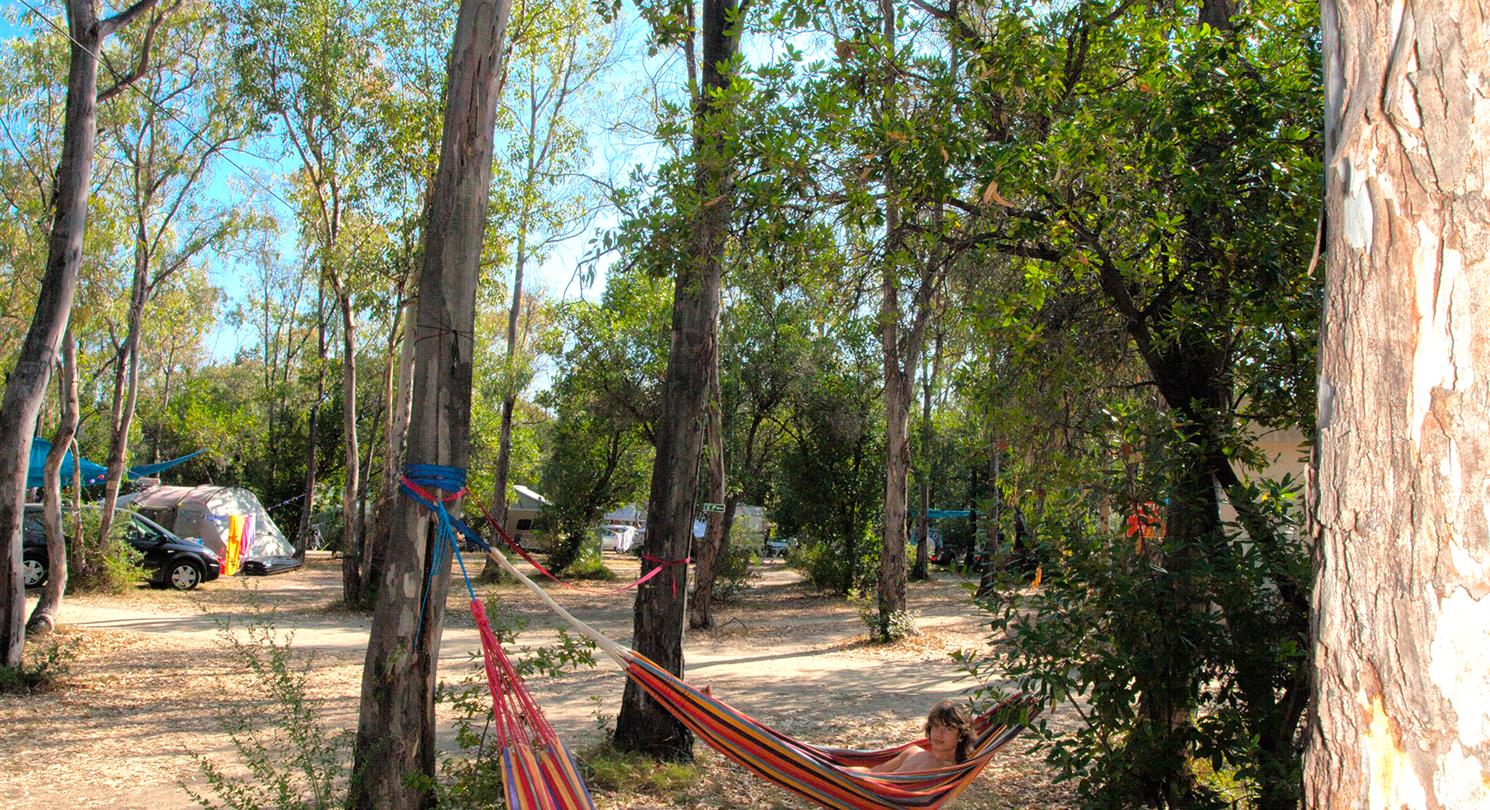 Stellplätze FKK-Campingplatz am Meer 4 Sterne Korsika, Linguizzetta - Domaine de Bagheera