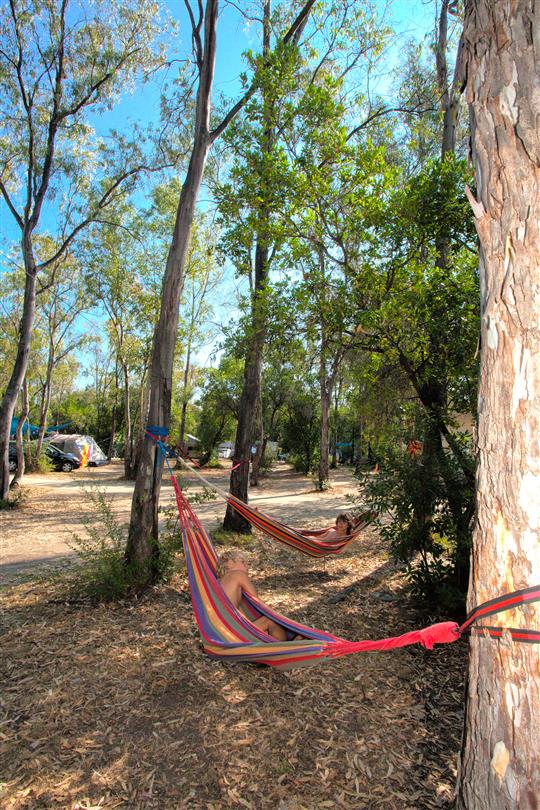 Stellplätze FKK-Campingplatz am Meer 4 Sterne Korsika, Linguizzetta - Domaine de Bagheera