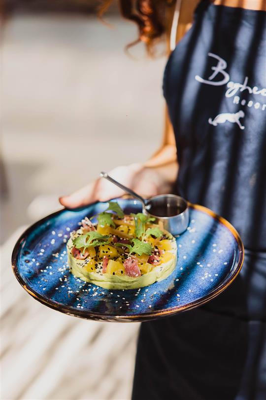 Traditionelles korsisches Restaurant mit Fisch, Bio-Fleisch, korsischen Gerichten