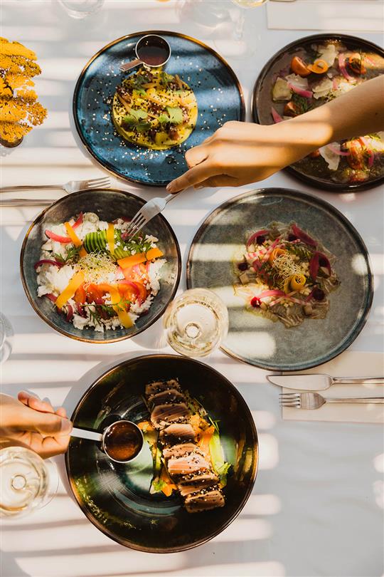 Traditionelles korsisches Restaurant mit Fisch, Bio-Fleisch, korsischen Gerichten