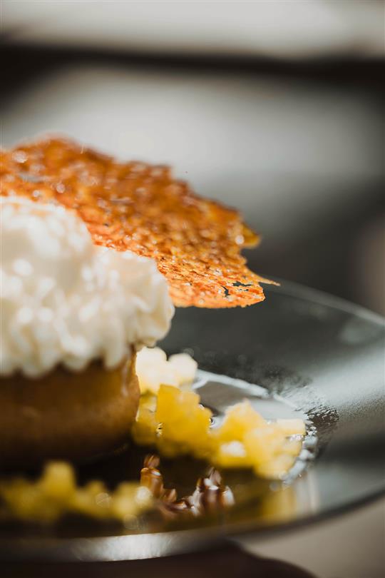 Traditionelles korsisches Restaurant mit Fisch, Bio-Fleisch, korsischen Gerichten